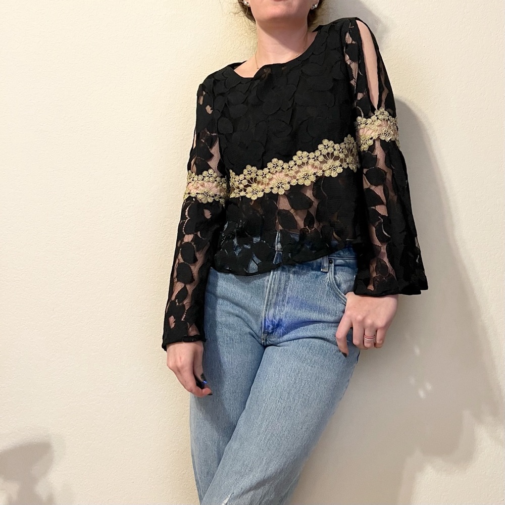 NWT Double Zero Black and Gold Lace Long Sleeve Blouse